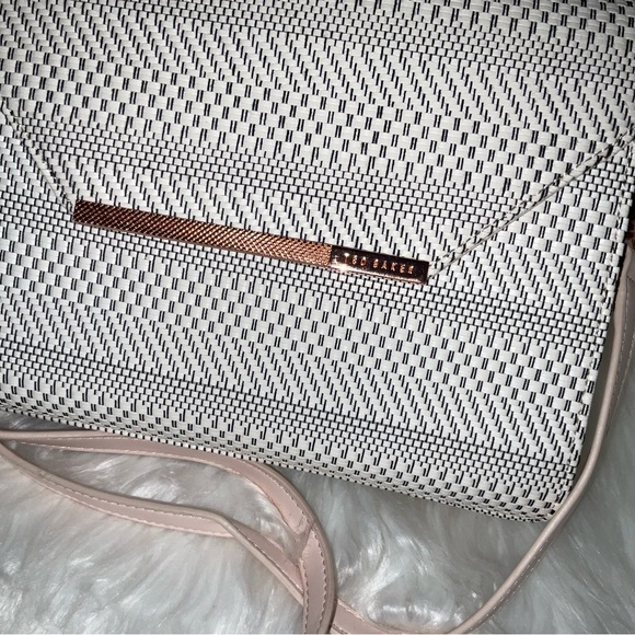 ❣️NWT Stunning TED BAKER LONDON❣️ - Picture 9 of 13